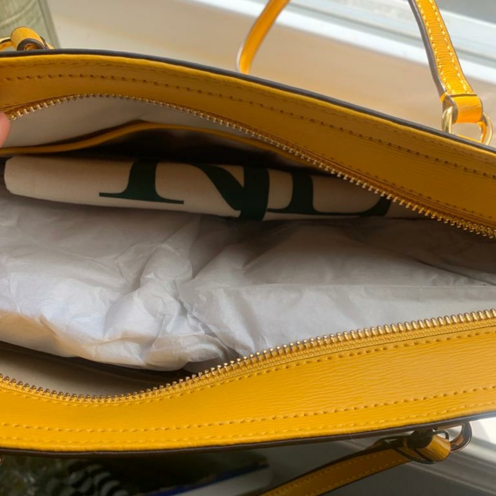 Handbag - Picture 3 of 6